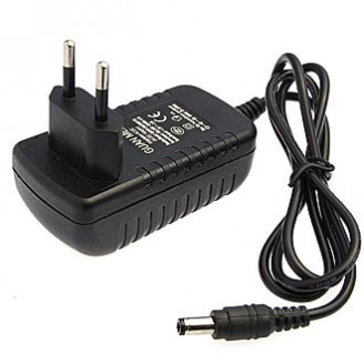 Adapter 220V/12VDC 2A 24W Adapter 220V/12VDC 2A 24W